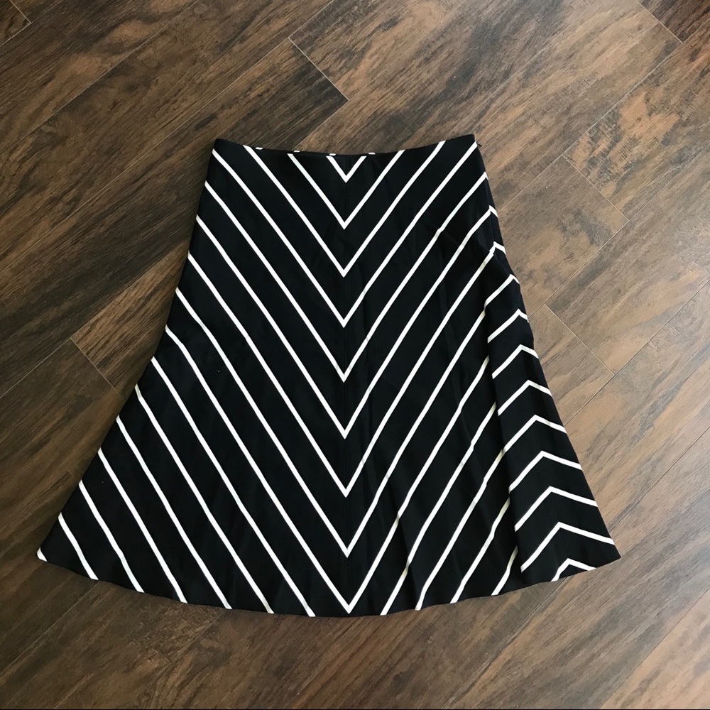 White House Black Market Skirt